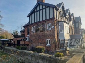 The Diamond Inn